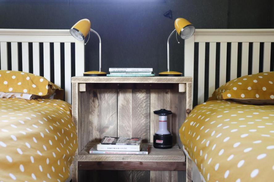 Brackenhill Glamping - Safari Tent With Hot Tub - Sleeps 6 Ivybridge Zewnętrze zdjęcie