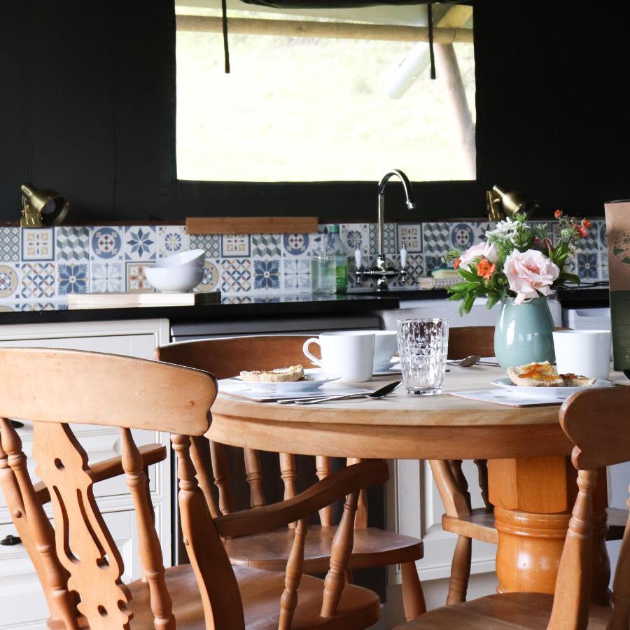 Brackenhill Glamping - Safari Tent With Hot Tub - Sleeps 6 Ivybridge Zewnętrze zdjęcie